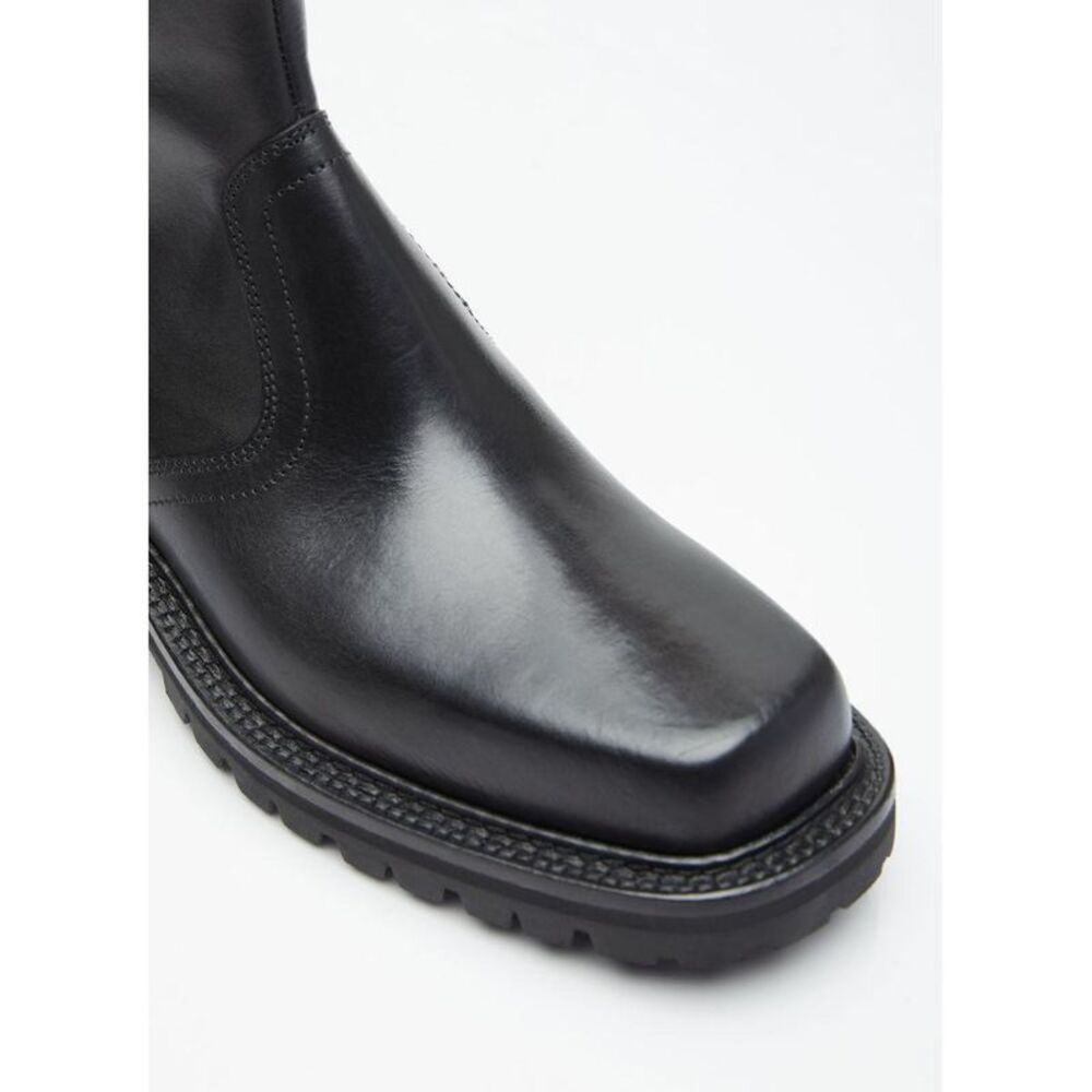 DRIES VAN NOTEN Square Toe Leather Boots Men 900